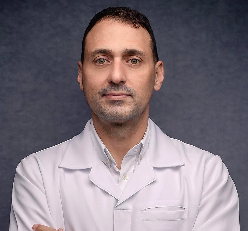 Dr. Marcelo Quintanilha, Urologista especialista em HoLEP e cirurgia prostática